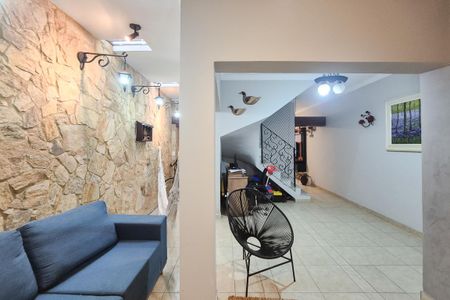 Casa à venda com 200m², 3 quartos e 2 vagas Casa à venda com 200m², 3 quartos e 2 vagassala