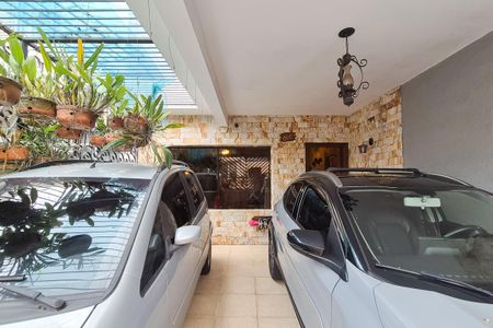 Casa à venda com 200m², 3 quartos e 2 vagas Casa à venda com 200m², 3 quartos e 2 vagasGaragem