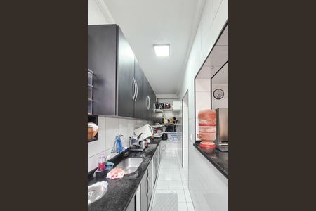 Casa à venda com 200m², 3 quartos e 2 vagas Casa à venda com 200m², 3 quartos e 2 vagasCozinha