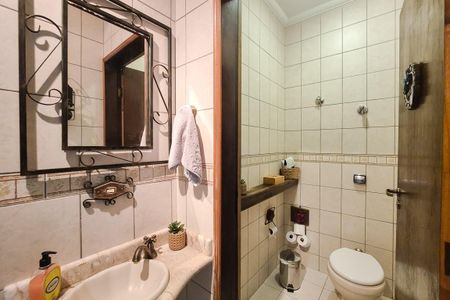 Casa à venda com 200m², 3 quartos e 2 vagas Casa à venda com 200m², 3 quartos e 2 vagasLavabo