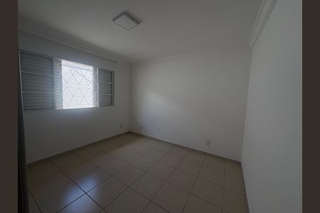 Quarto 3 de casa à venda com 3 quartos, 155m² em Jardim Atlantico, Goiânia