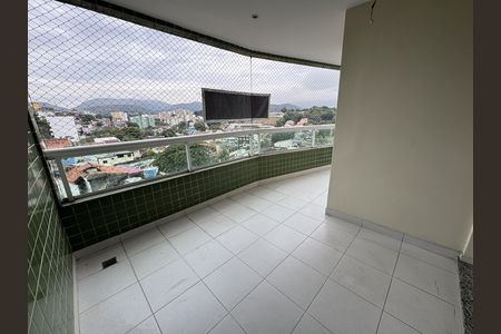 Apartamento à venda com 210m², 4 quartos e 2 vagasVaranda