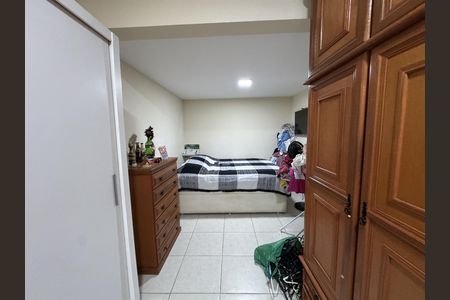 Apartamento à venda com 210m², 4 quartos e 2 vagasQuarto