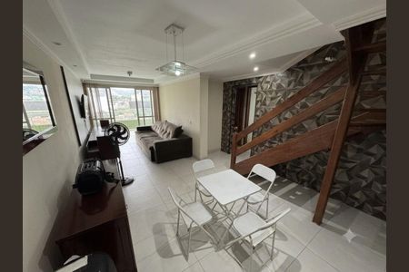 Apartamento à venda com 210m², 4 quartos e 2 vagasSala