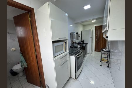 Apartamento à venda com 210m², 4 quartos e 2 vagasCozinha