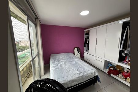 Apartamento à venda com 210m², 4 quartos e 2 vagasQuarto
