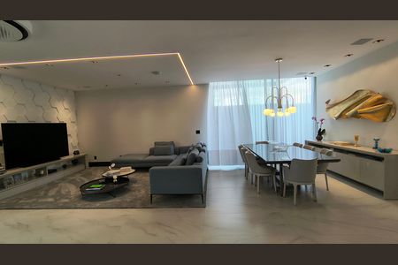 Sala de casa de condomínio à venda com 6 quartos, 330m² em Recreio dos Bandeirantes, Rio de Janeiro