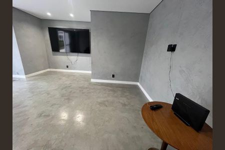 Apartamento para alugar com 70m², 2 quartos e 1 vaga Apartamento para alugar com 70m², 2 quartos e 1 vagaCinema