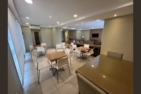 Apartamento para alugar com 70m², 2 quartos e 1 vaga Apartamento para alugar com 70m², 2 quartos e 1 vagaSalão de Festas