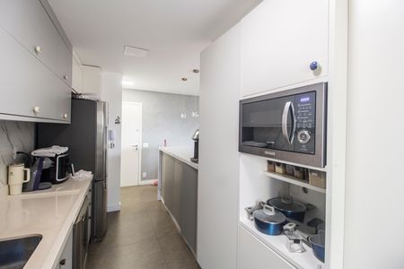 Apartamento à venda com 94m², 2 quartos e 2 vagas Apartamento à venda com 94m², 2 quartos e 2 vagasCozinha