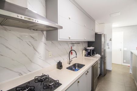 Apartamento à venda com 94m², 2 quartos e 2 vagas Apartamento à venda com 94m², 2 quartos e 2 vagasCozinha