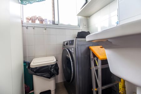 Apartamento à venda com 94m², 2 quartos e 2 vagas Apartamento à venda com 94m², 2 quartos e 2 vagasÁrea de Serviço