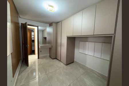 Quarto 2 de apartamento à venda com 3 quartos, 89m² em Parque Amazonia, Goiânia