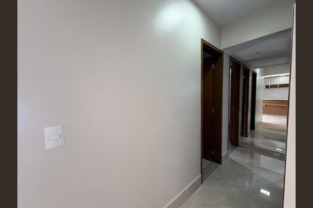 Apartamento à venda com 89m², 3 quartos e 1 vagaCorredor