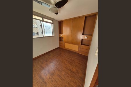 Apartamento para alugar com 61m², 3 quartos e 1 vaga Apartamento para alugar com 61m², 3 quartos e 1 vagaQuarto 3