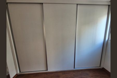 Apartamento para alugar com 61m², 3 quartos e 1 vaga Apartamento para alugar com 61m², 3 quartos e 1 vagaQuarto 2