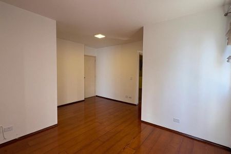 Apartamento para alugar com 65m², 3 quartos e 2 vagas Apartamento para alugar com 65m², 3 quartos e 2 vagasFoto 04