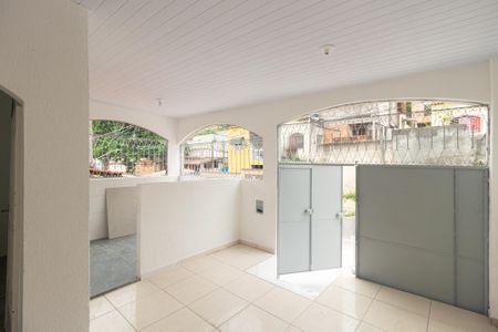 Casa para alugar com 150m², 3 quartos e sem vaga Casa para alugar com 150m², 3 quartos e sem vagaVaranda