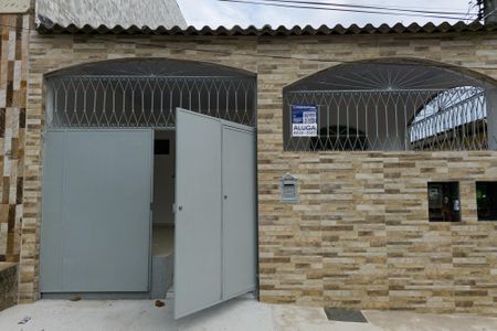 Casa para alugar com 150m², 3 quartos e sem vaga Casa para alugar com 150m², 3 quartos e sem vagaFachada