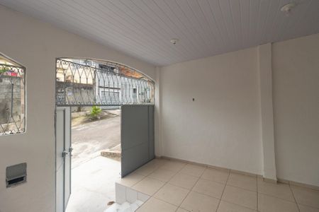 Casa para alugar com 150m², 3 quartos e sem vaga Casa para alugar com 150m², 3 quartos e sem vagaVaranda