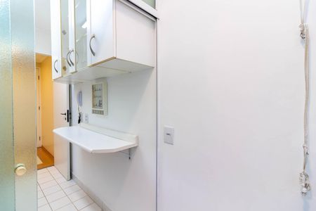 Apartamento à venda com 50m², 2 quartos e 1 vaga Apartamento à venda com 50m², 2 quartos e 1 vagaÁrea de Serviço