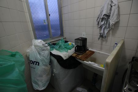 Apartamento à venda com 75m², 3 quartos e 1 vagaÁrea de Serviço