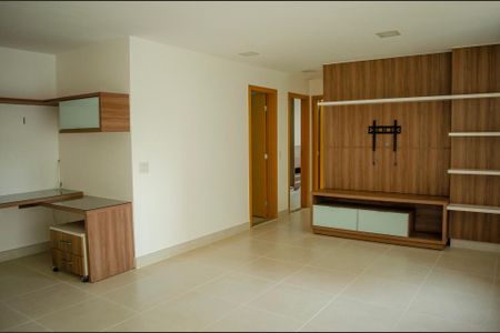 Apartamento à venda com 3 quartos, 108m² em Jardim Goiás, Goiânia