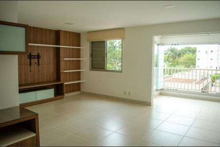 Apartamento à venda com 3 quartos, 108m² em Jardim Goiás, Goiânia