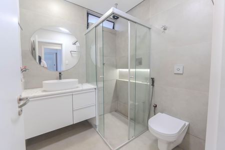 Apartamento para alugar com 150m², 4 quartos e 1 vaga Apartamento para alugar com 150m², 4 quartos e 1 vagaBanheiro