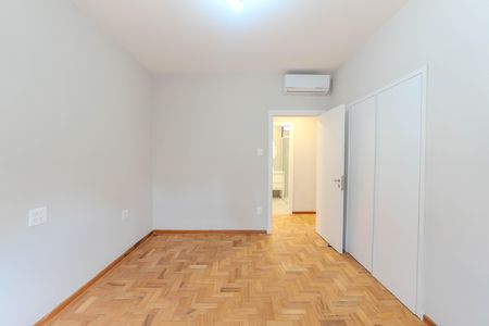 Apartamento para alugar com 150m², 4 quartos e 1 vaga Apartamento para alugar com 150m², 4 quartos e 1 vagaQuarto 1