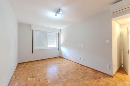 Apartamento para alugar com 150m², 4 quartos e 1 vaga Apartamento para alugar com 150m², 4 quartos e 1 vagaSuíte 1