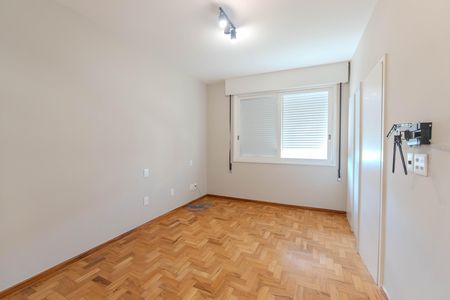 Apartamento para alugar com 150m², 4 quartos e 1 vaga Apartamento para alugar com 150m², 4 quartos e 1 vagaQuarto 2