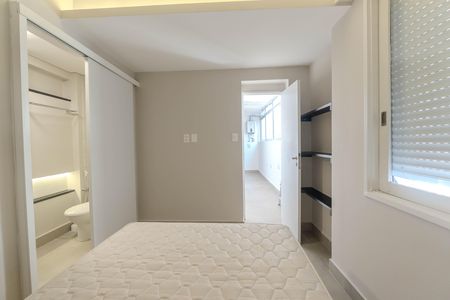 Apartamento para alugar com 150m², 4 quartos e 1 vaga Apartamento para alugar com 150m², 4 quartos e 1 vagaQuarto de Serviço