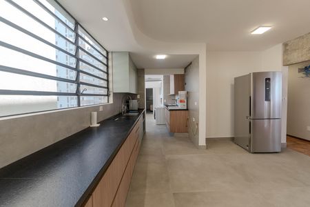 Apartamento para alugar com 150m², 4 quartos e 1 vaga Apartamento para alugar com 150m², 4 quartos e 1 vagaCozinha