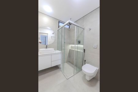 Apartamento para alugar com 150m², 4 quartos e 1 vaga Apartamento para alugar com 150m², 4 quartos e 1 vagaBanheiro