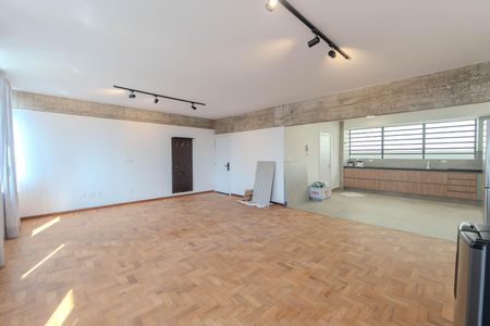 Apartamento para alugar com 150m², 4 quartos e 1 vaga Apartamento para alugar com 150m², 4 quartos e 1 vagaSala
