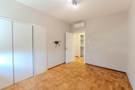 Apartamento para alugar com 150m², 4 quartos e 1 vaga Apartamento para alugar com 150m², 4 quartos e 1 vagaQuarto 2