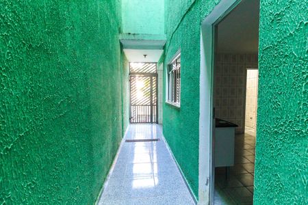 Casa para alugar com 35m², 1 quarto e sem vaga Casa para alugar com 35m², 1 quarto e sem vagaQuintal