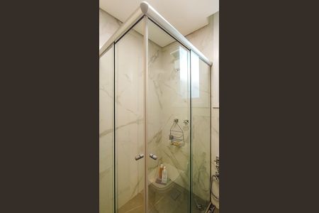 Casa à venda com 170m², 3 quartos e 3 vagas Casa à venda com 170m², 3 quartos e 3 vagasBanheiro suite