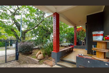 Casa à venda com 170m², 3 quartos e 3 vagas Casa à venda com 170m², 3 quartos e 3 vagasÁrea comum