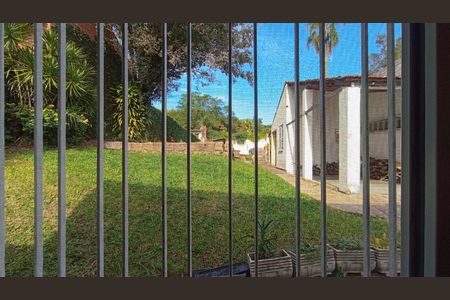 Casa à venda com 170m², 3 quartos e 3 vagas Casa à venda com 170m², 3 quartos e 3 vagasVista