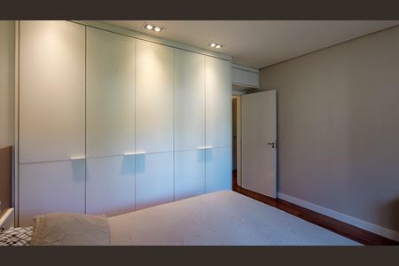 Casa à venda com 170m², 3 quartos e 3 vagas Casa à venda com 170m², 3 quartos e 3 vagasQuarto 2