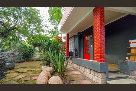 Casa à venda com 170m², 3 quartos e 3 vagas Casa à venda com 170m², 3 quartos e 3 vagasÁrea comum