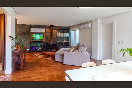 Casa à venda com 170m², 3 quartos e 3 vagas Casa à venda com 170m², 3 quartos e 3 vagasSala