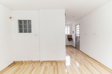 Casa para alugar com 35m², 1 quarto e sem vaga Casa para alugar com 35m², 1 quarto e sem vagaSala/Quarto