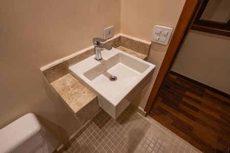 Casa para alugar com 96m², 4 quartos e 1 vaga Casa para alugar com 96m², 4 quartos e 1 vagaBanheiro