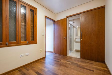 Casa para alugar com 96m², 4 quartos e 1 vaga Casa para alugar com 96m², 4 quartos e 1 vagaSuíte 2