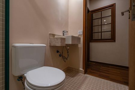 Casa para alugar com 96m², 4 quartos e 1 vaga Casa para alugar com 96m², 4 quartos e 1 vagaBanheiro