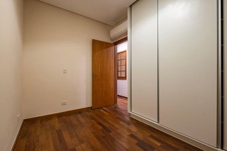 Casa para alugar com 96m², 4 quartos e 1 vaga Casa para alugar com 96m², 4 quartos e 1 vagaQuarto 3