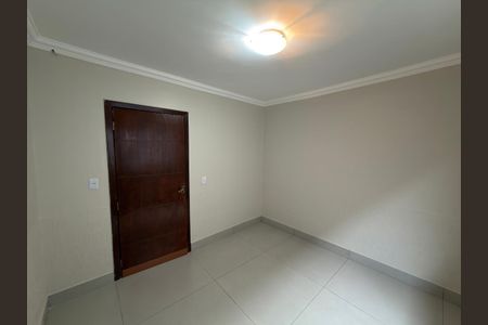Casa à venda com 60m², 1 quarto e 1 vaga